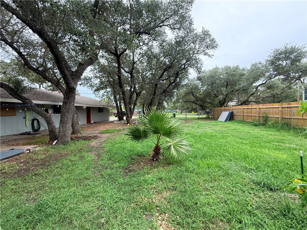 303 W 3rd Street Rockport TX 78382