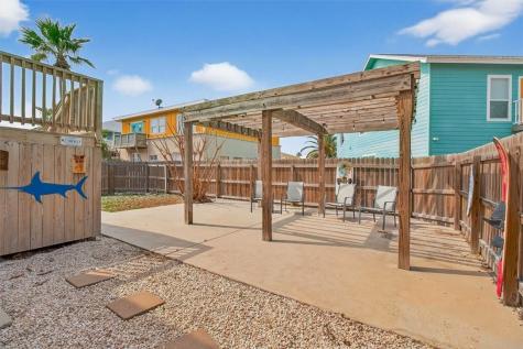 912 S 11th Street Port Aransas TX 78373