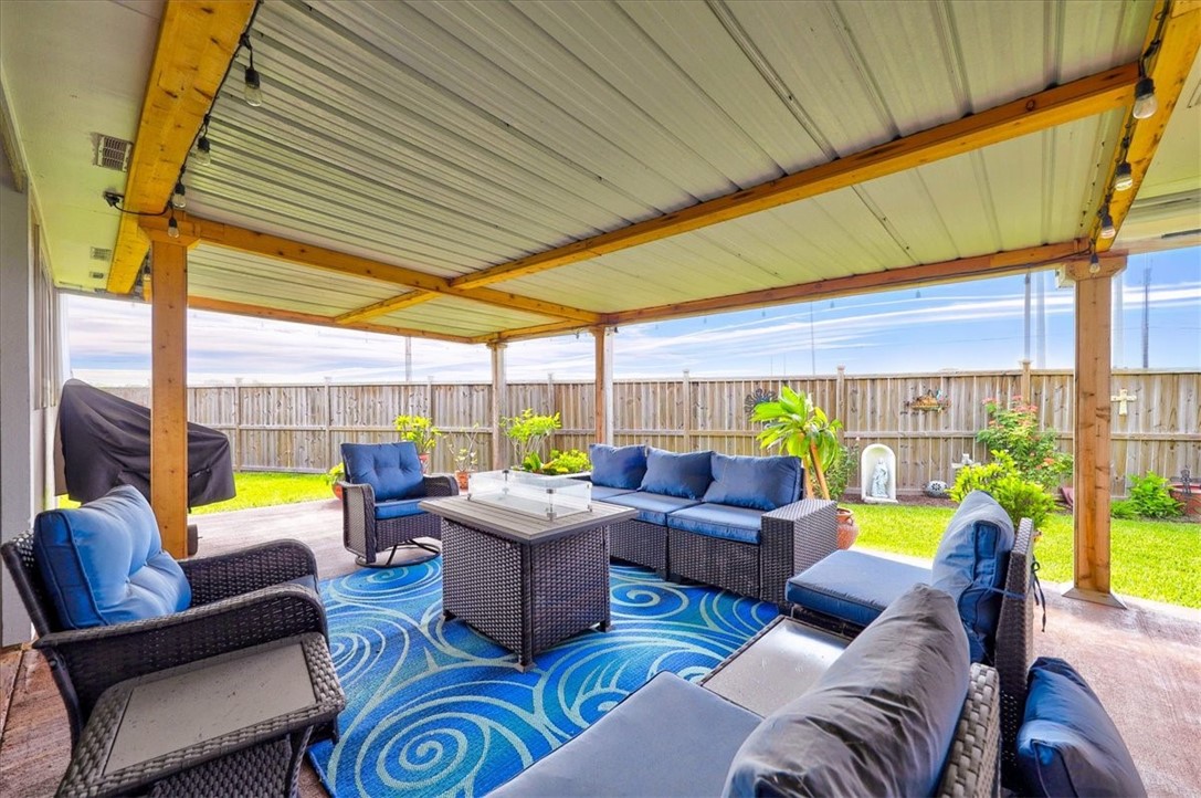6034 Blue Water Drive Corpus Christi TX 78415