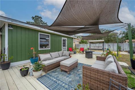 1202 S Paisano Street Rockport TX 78382