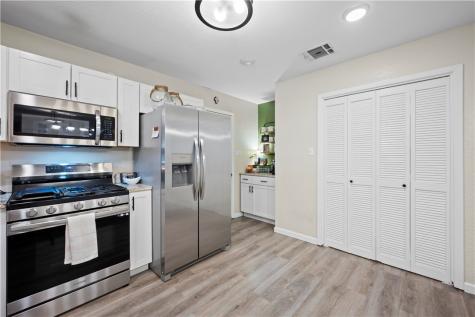 1202 S Paisano Street Rockport TX 78382