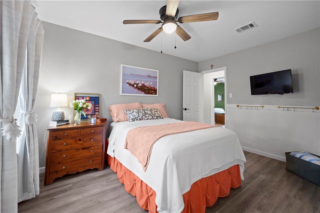 1202 S Paisano Street Rockport TX 78382