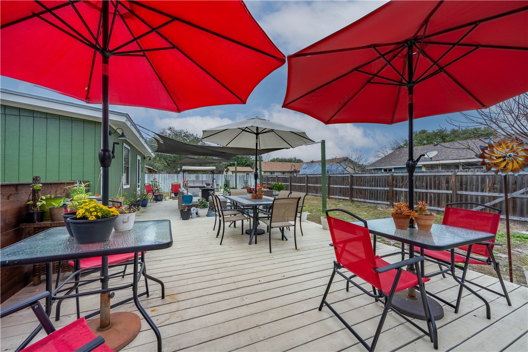 1202 S Paisano Street Rockport TX 78382