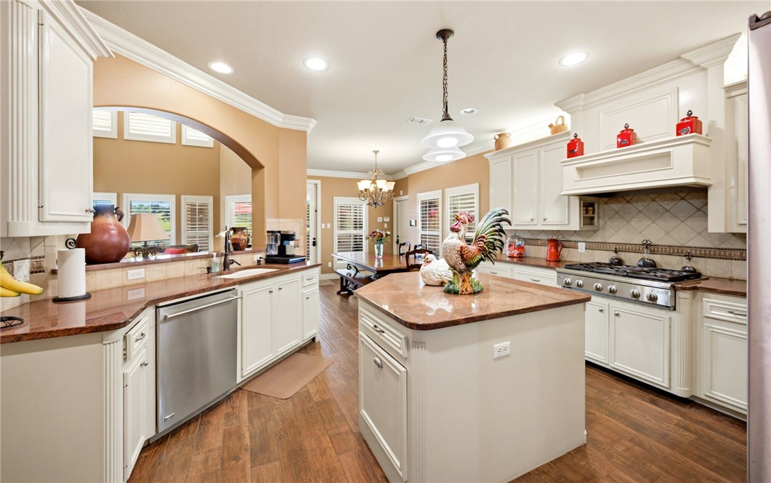 14605 Spring Creek Circle Corpus Christi TX 78410