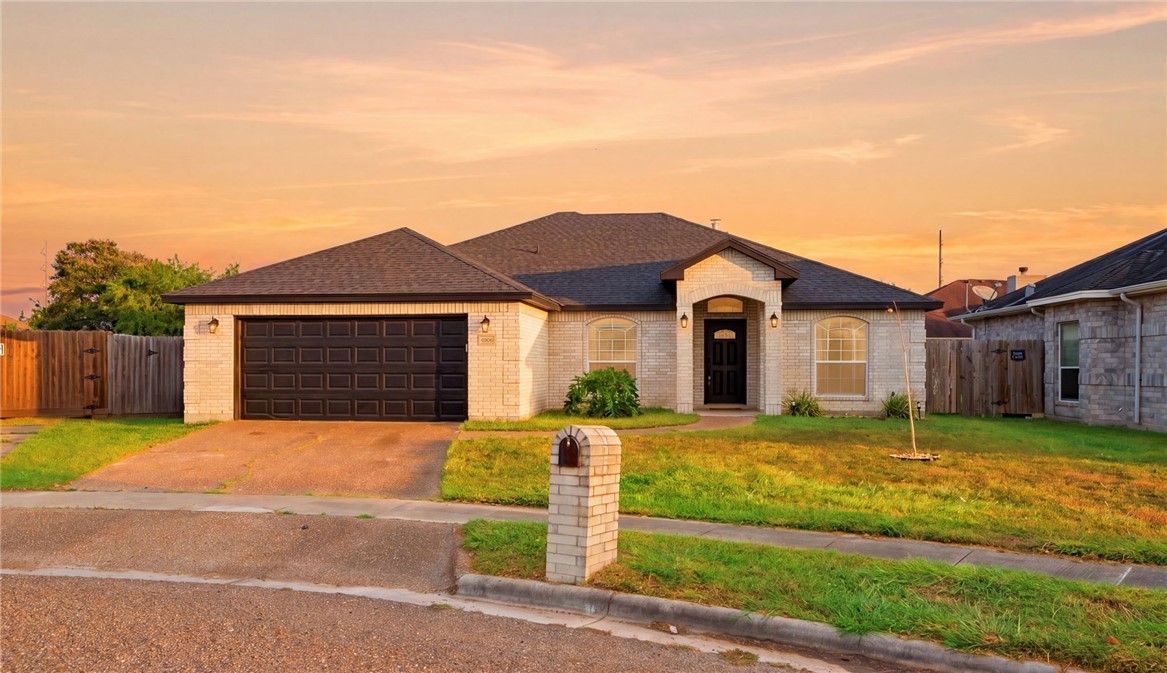 6906 Windy Cove Circle Corpus Christi TX 78414