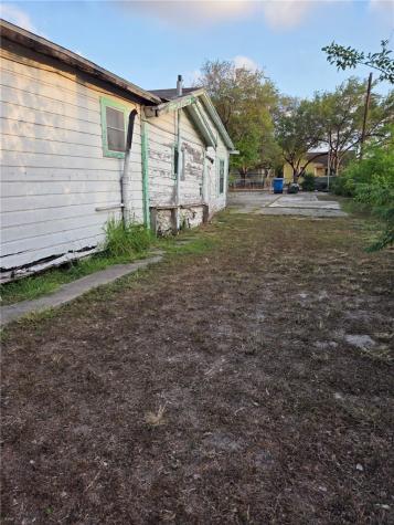 1210 Lolita Street Corpus Christi TX 78416