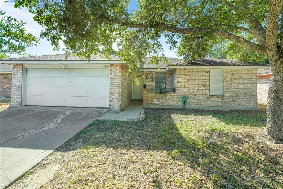 2217 Meadowcreek Drive Corpus Christi TX 78414