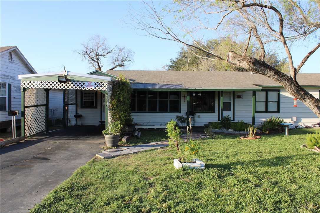 316 E Hoffman Avenue Kingsville TX 78363