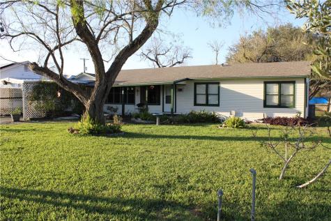 316 E Hoffman Avenue Kingsville TX 78363