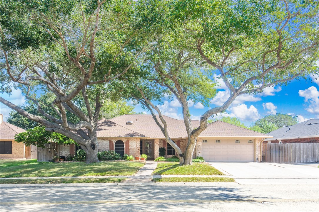 6109 Brockhampton Street Corpus Christi TX 78414