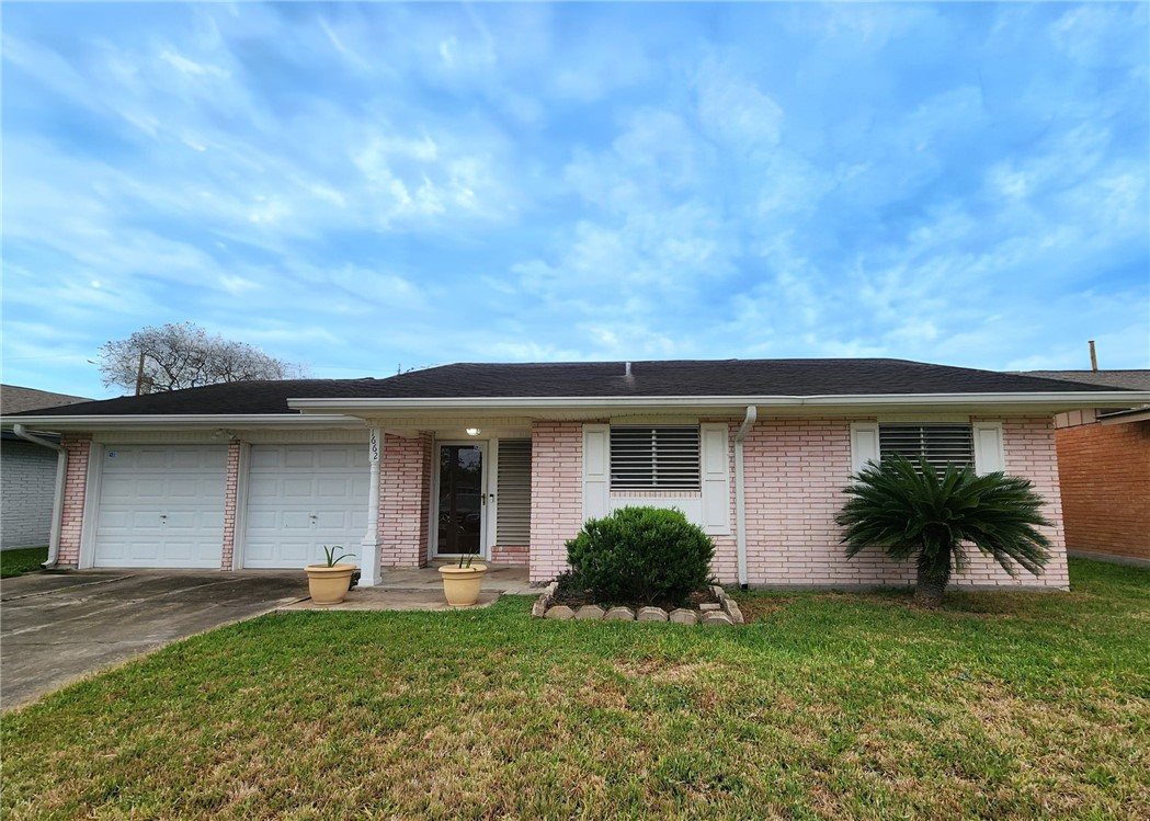 1662 Spicewood Drive Corpus Christi TX 78412
