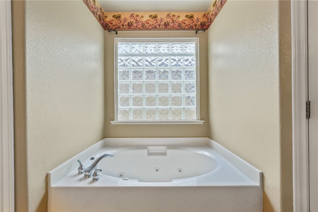 4206 Aaron Cove Corpus Christi TX 78413