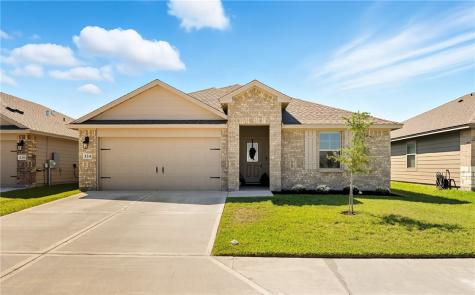 124 Donegal Street Sinton TX 78387