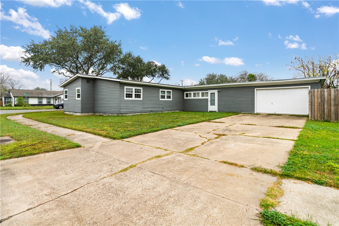 4338 Yucca Street Corpus Christi TX 78411