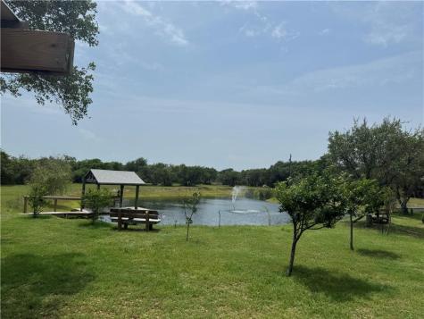 1431 W 12th Street Rockport TX 78382