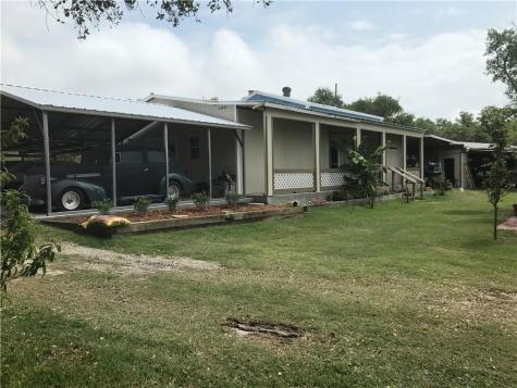 1431 W 12th Street Rockport TX 78382