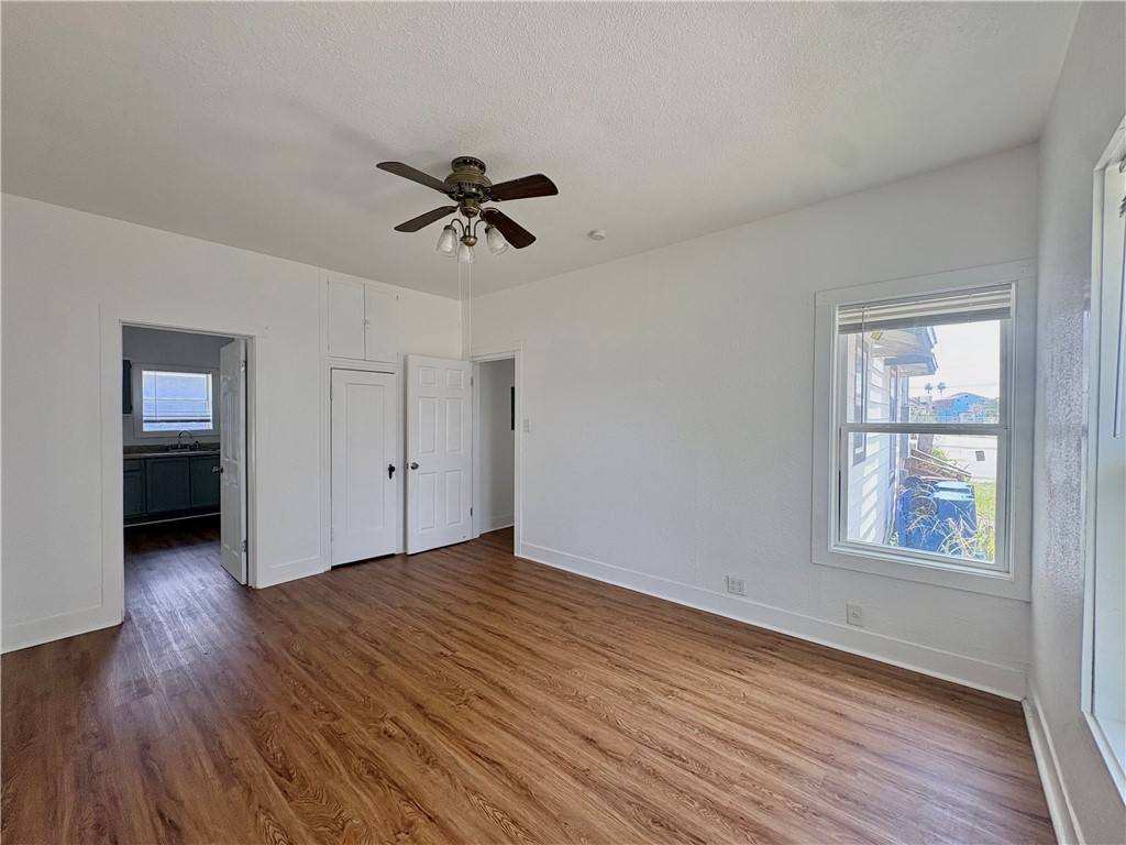 1613 6th Street Corpus Christi TX 78404
