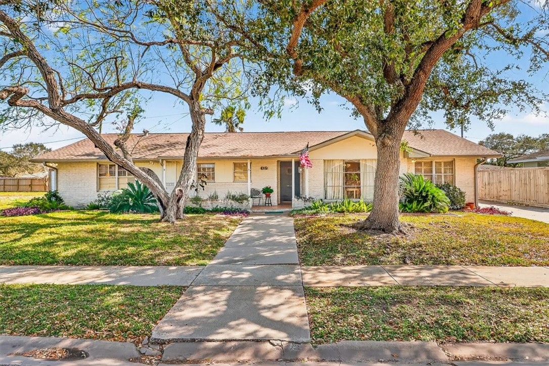 337 Williamson Place Corpus Christi TX 78411