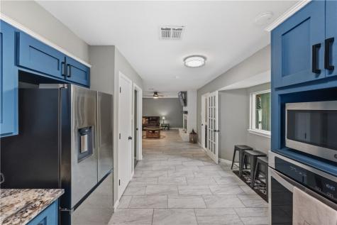 102 Terlingua Drive Portland TX 78374
