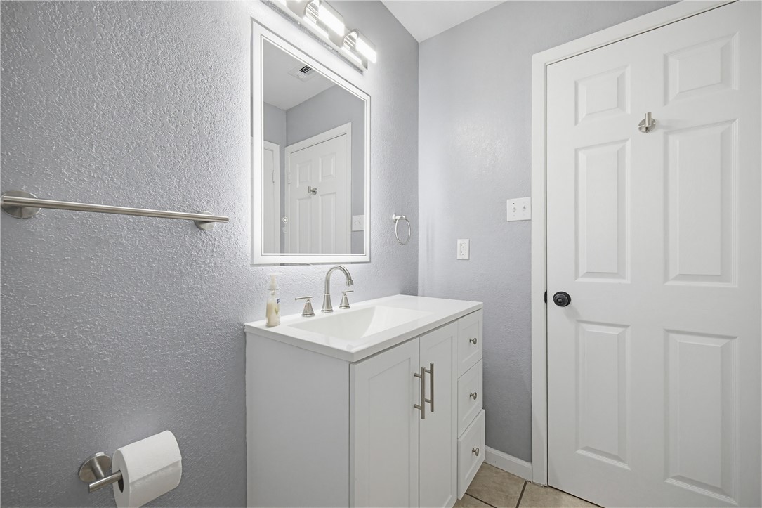 1733 Kern Drive Corpus Christi TX 78412