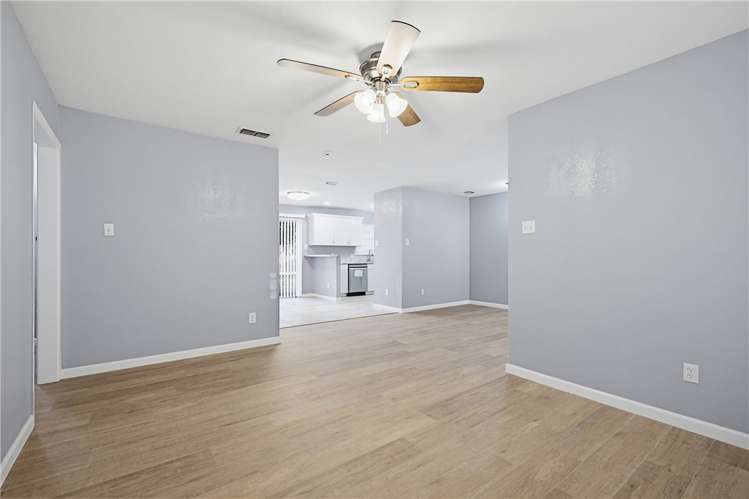 1733 Kern Drive Corpus Christi TX 78412