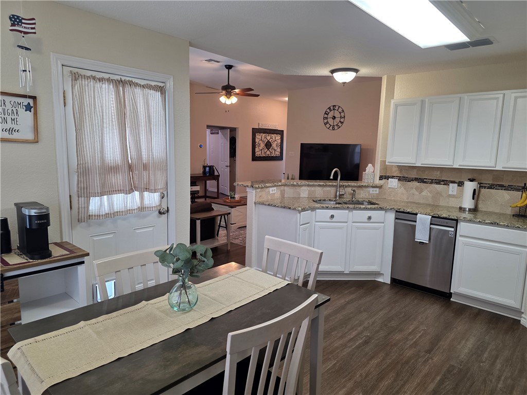 7118 Windwillow Court Corpus Christi TX 78414