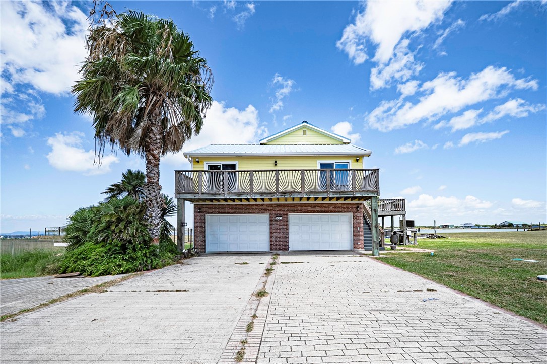 401 Old Salt Lake Rockport TX 78382