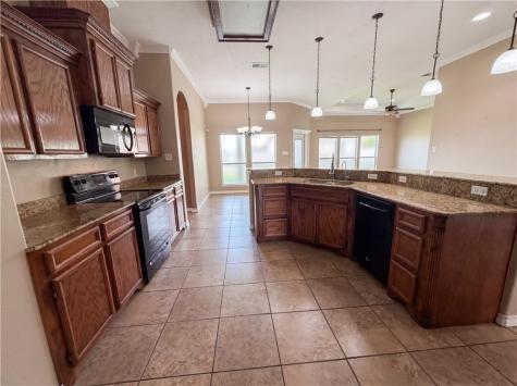 6906 King George Place Corpus Christi TX 78414