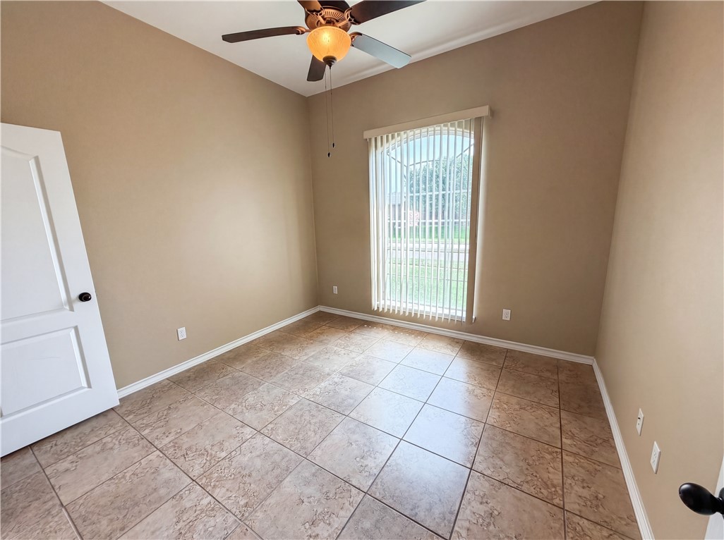 6906 King George Place Corpus Christi TX 78414