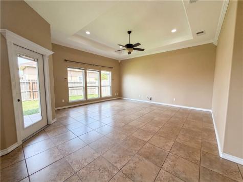 6906 King George Place Corpus Christi TX 78414