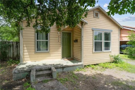 224 W Santa Gertrudis Street Kingsville TX 78363