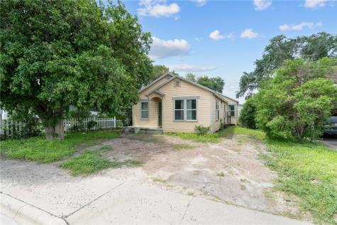 224 W Santa Gertrudis Street Kingsville TX 78363