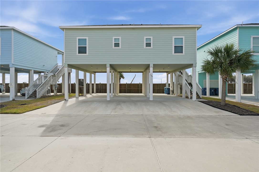 158 S Nautica Rockport TX 78382