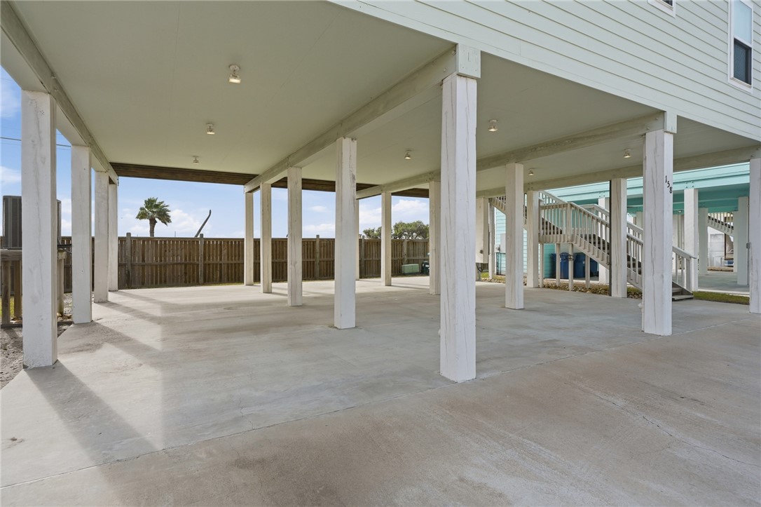 158 S Nautica Rockport TX 78382