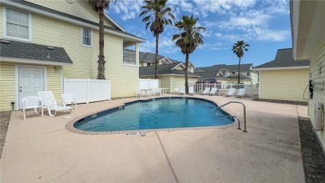 15102 Leeward Drive 702 Corpus Christi TX 78418