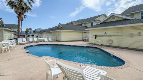 15102 Leeward Drive 702 Corpus Christi TX 78418