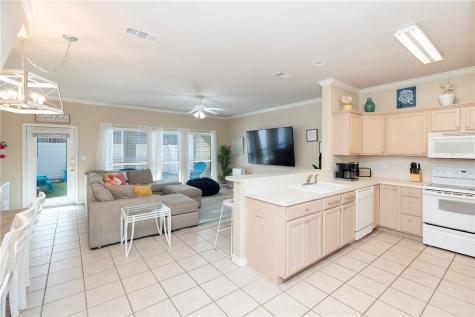 15102 Leeward Drive 702 Corpus Christi TX 78418