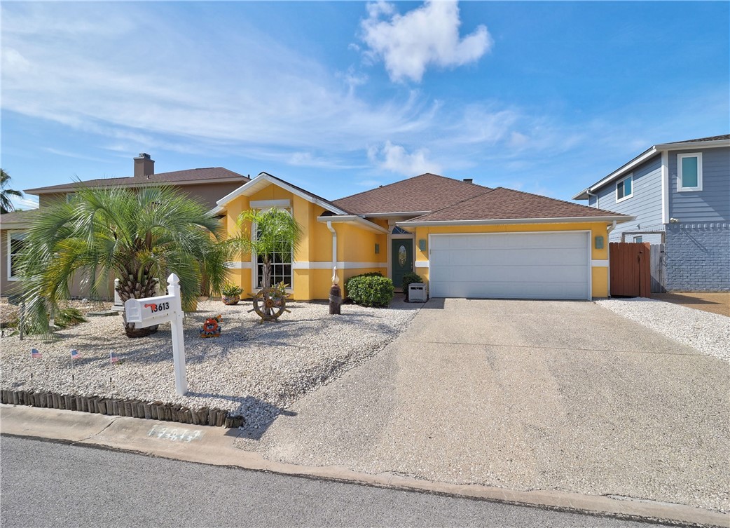 13613 Port Royal Court Corpus Christi TX 78418