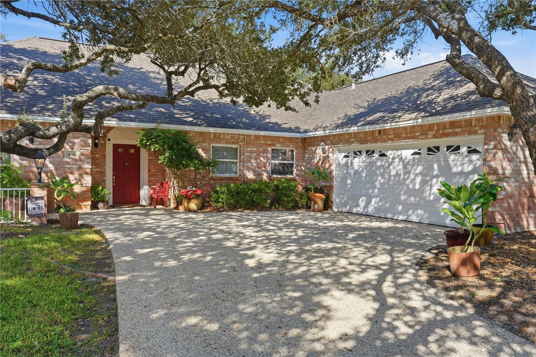 406 Cherry Drive Rockport TX 78382