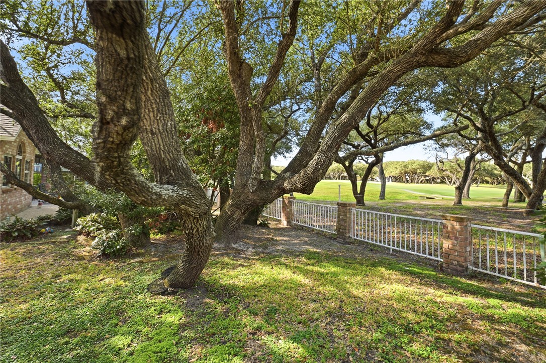 406 Cherry Drive Rockport TX 78382