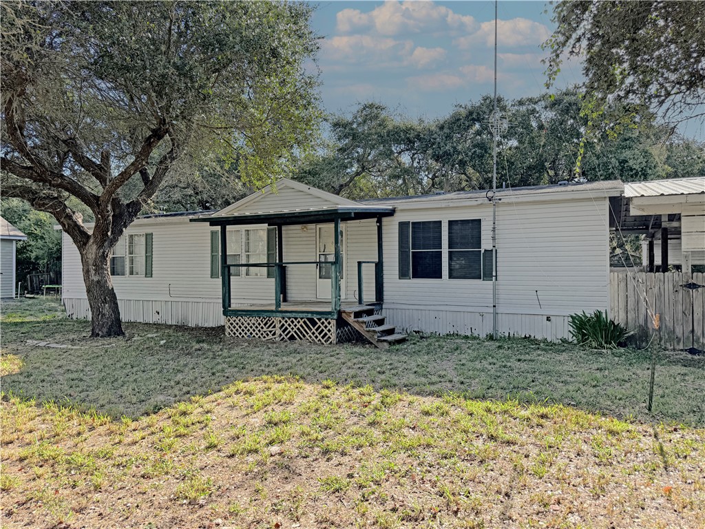 220 W Linden Street Rockport TX 78382