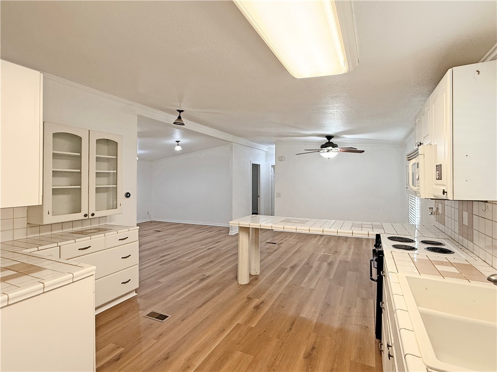 220 W Linden Street Rockport TX 78382
