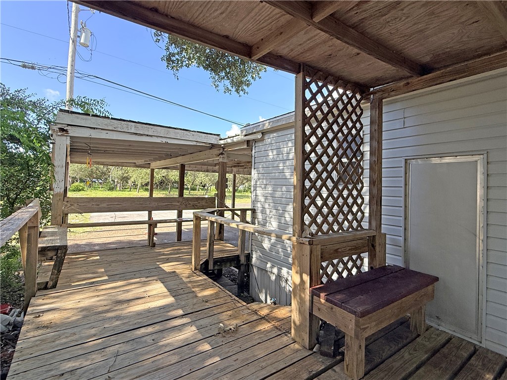 220 W Linden Street Rockport TX 78382