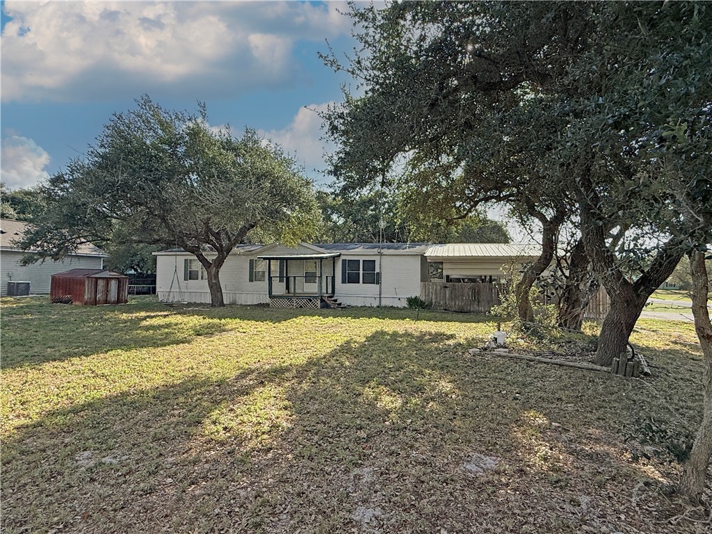 220 W Linden Street Rockport TX 78382