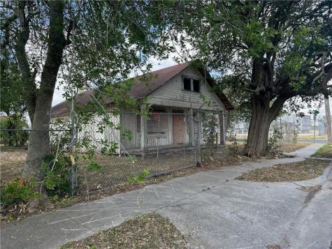 1311-1315 Morris Avenue Corpus Christi TX 78401