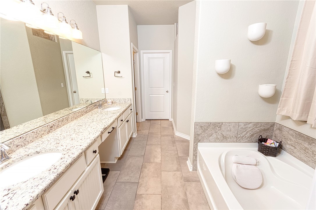 8113 Luz De Luna Street Corpus Christi TX 78414