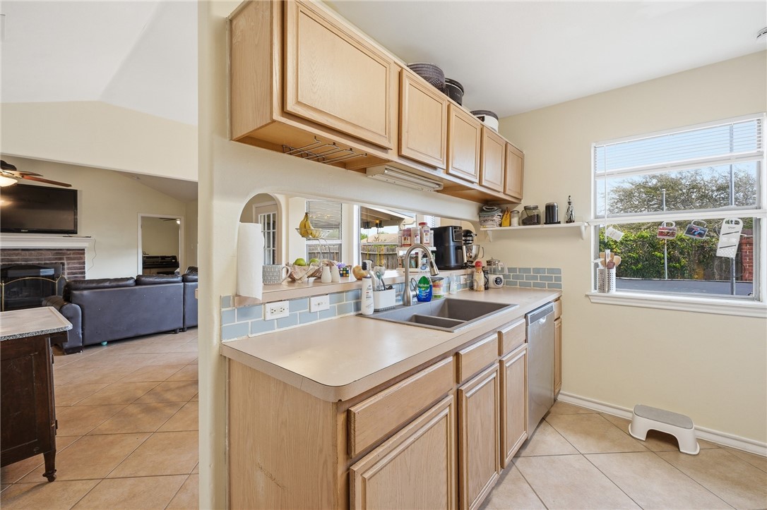 702 Saint Bernadine Drive Corpus Christi TX 78418