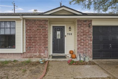 702 Saint Bernadine Drive Corpus Christi TX 78418