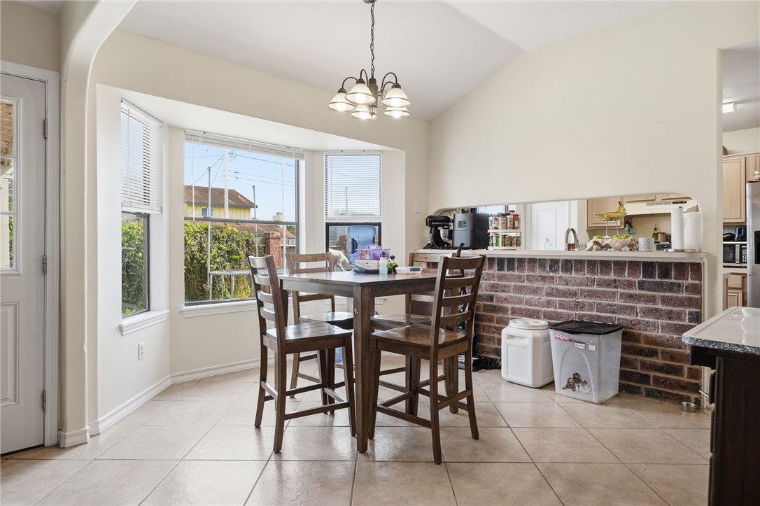 702 Saint Bernadine Drive Corpus Christi TX 78418