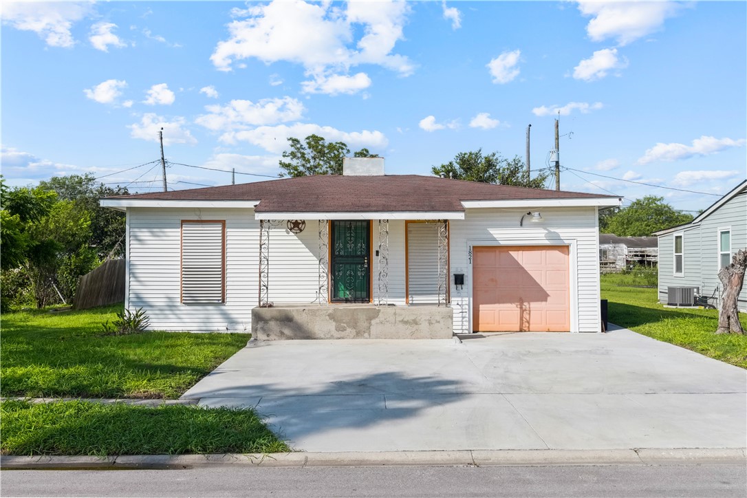 1821 Hawthorne Drive Corpus Christi TX 78404